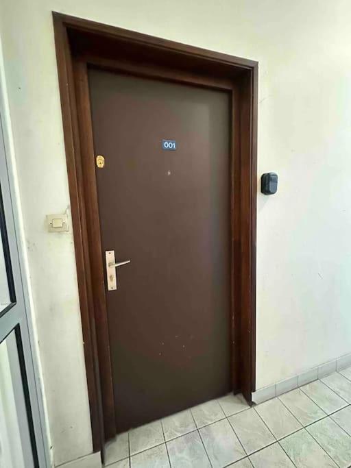 Appartement Confortable Laon Exteriör bild